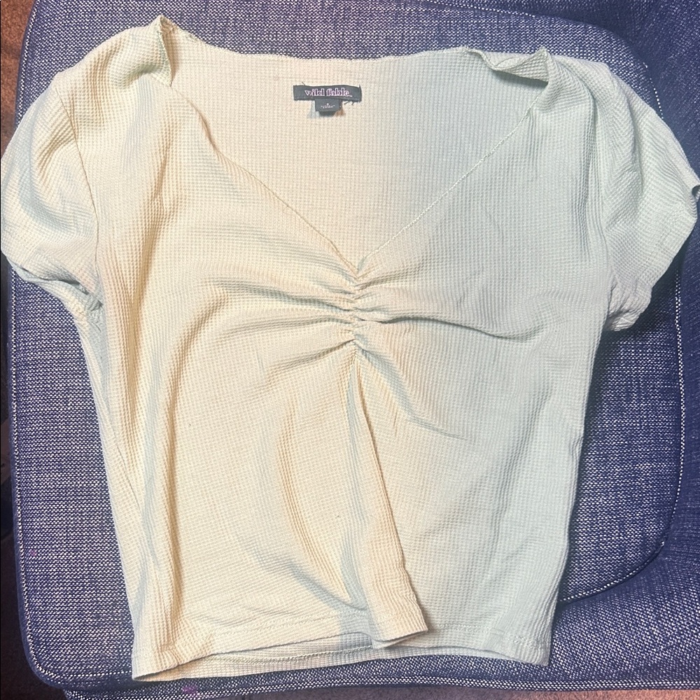 Wild Fable Light Green Ruched Short Sleeve Top